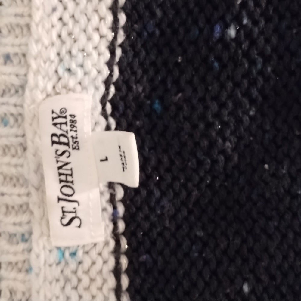 St John's Bay, Large v neck sweater